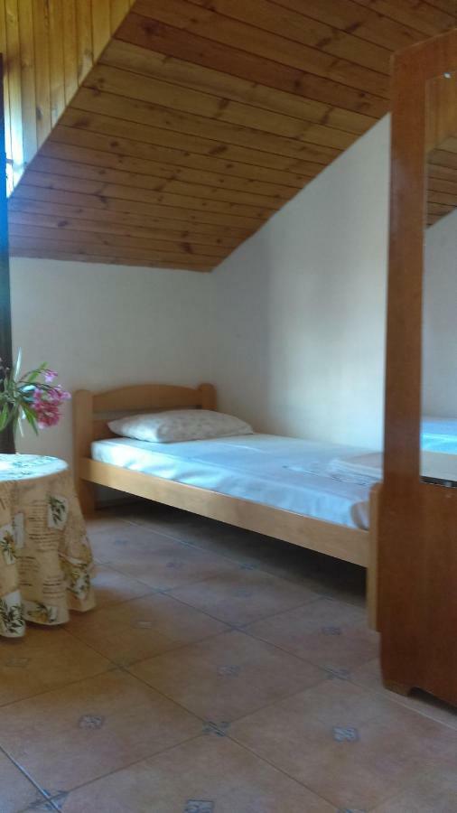 Knaffl Apartment Крк Екстер'єр фото